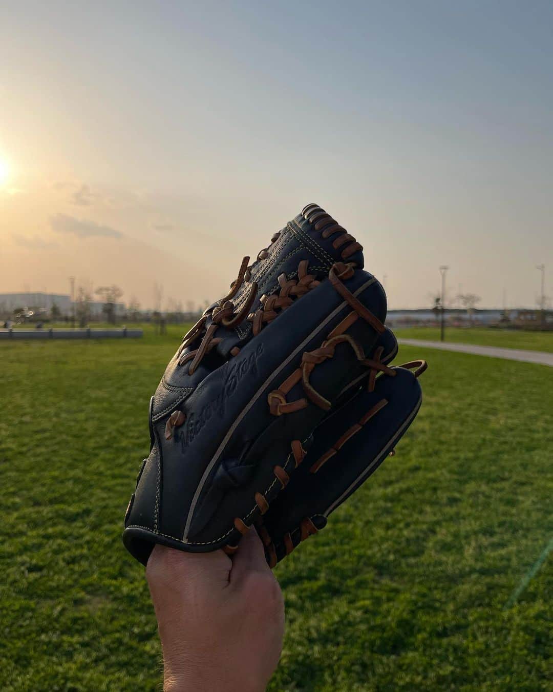 のインスタグラム：「野球始めよっ⚾️」