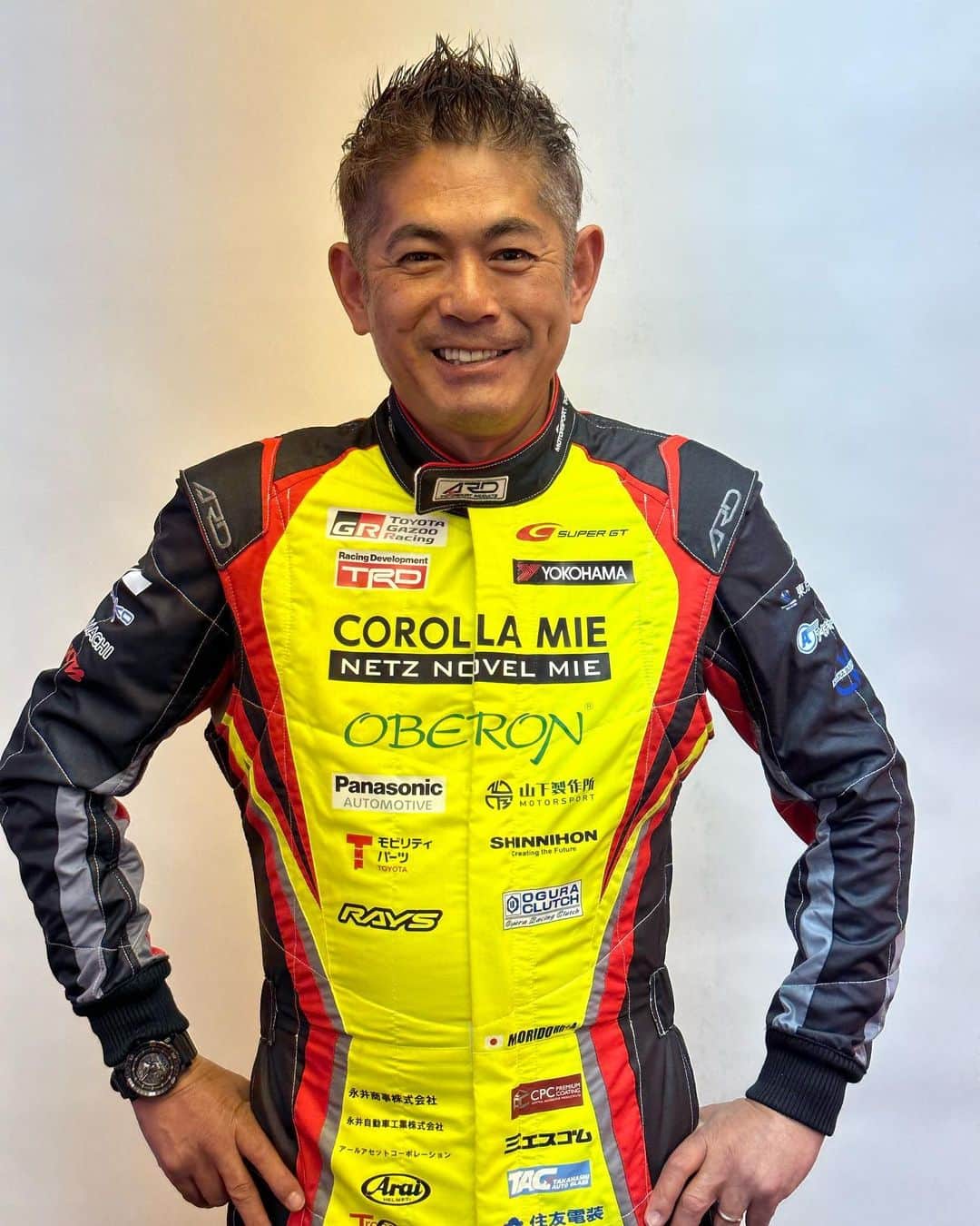 織戸学のインスタグラム：「2023 super GT開幕岡山  今期もNEWhelmet NEW suit  有り難う御座います。  天気は良く無さそうです  応援宜しくお願い致します。  @hidecks_design_premium   @araihelmet.ltd   #maxorido  #supergt」