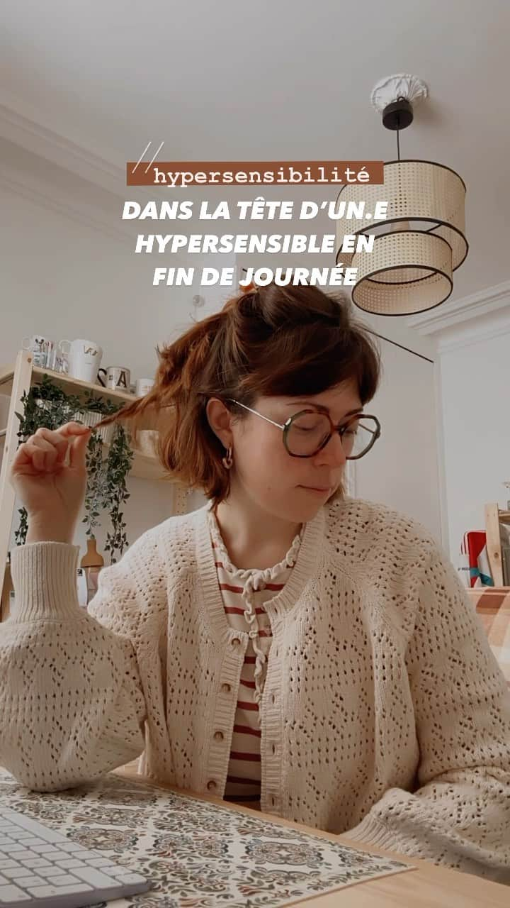 Angélineのインスタグラム：「Et si iel avait compris ça ? Et pourquoi j’ai pas répondu ça ? Tu penses qu’iel est fâché.e parce que j’ai annulé ? ✨CLASSIQUE✨ & tu n’es pas seul.e 💜 #hypersensibilité #émotions #hypersensible #gerersesemotions #developpementpersonnel」