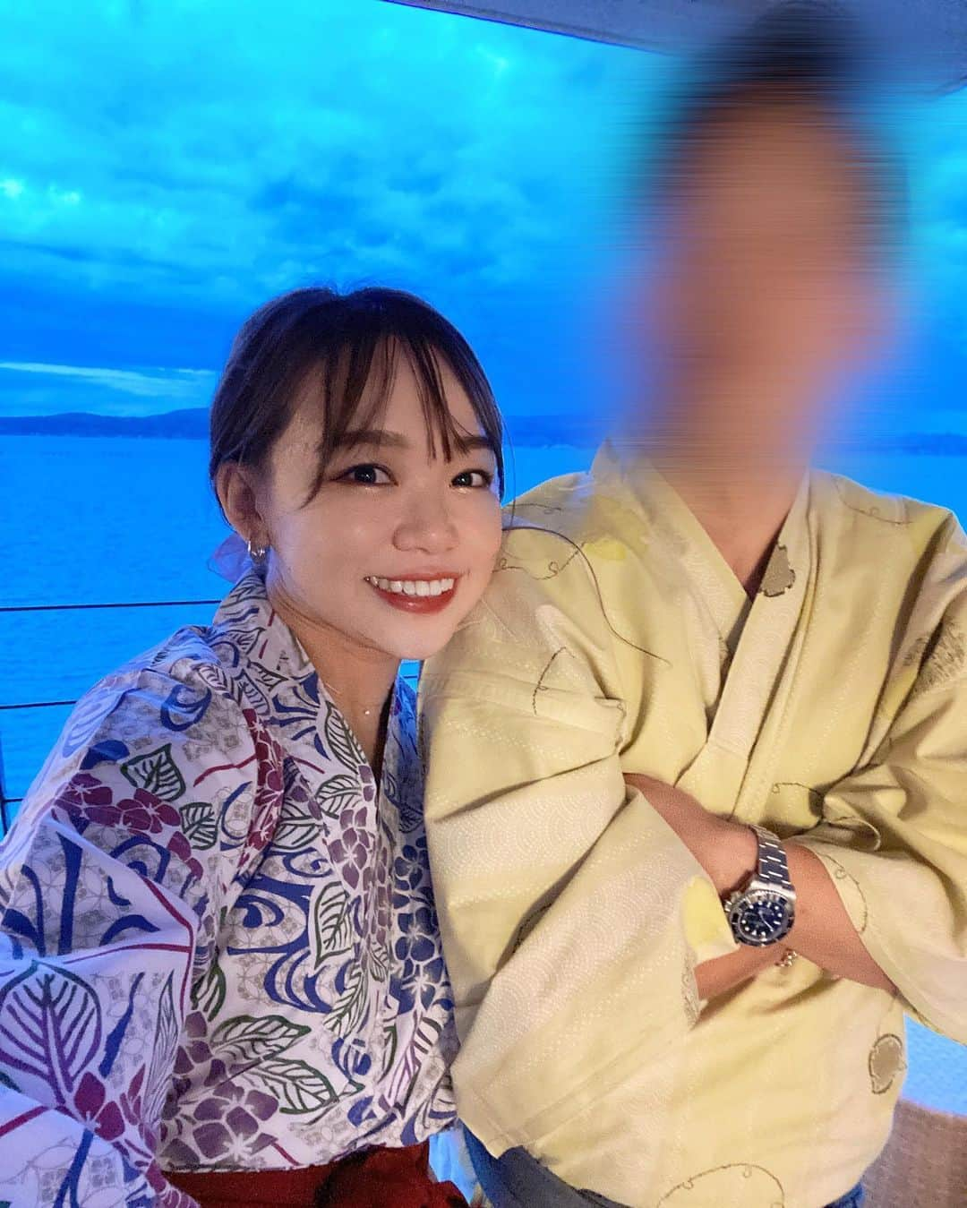 瀬賀しお（せがしぃ）のインスタグラム：「いつかの旅行写真👘♡ 次はどこに行こうか、どんなことしようか、 話してるだけで楽しいねっ☺️ 落ち着いたら行きたいなーーーーー💓  最近、夫婦2人でゆっっっくり 色々なことを話し合う時間をつくったんだけど まるっちの考え方とか価値観とか 本当に好きなんだよなぁ...🌼 真っ直ぐすぎるくらい真っ直ぐだよな。 っていつも思う🤣（笑）  占いにも書かれてたっ🔮 スマホで出来る本格占いのcocoloni占い館、 @honkaku_uranai ✨ テレビでも有名な星ひとみさん☺️ いつも見ていてずっと気になっていたんです🤲🏼  "自分にはないものを持ってる"って 出会った時から思っていた事だったし まるっちにも伝えてたからびっくり😳  これからもたくさん話し合って わたし達なりの家族の形をつくっていこうと 改めて思いました🤍  スマホひとつでおうちでも出来るので パートナーや友達と一緒の時にやっても 盛り上がりますっ😆💓  #cocoloni占い館 #占い #星ひとみ #PR」