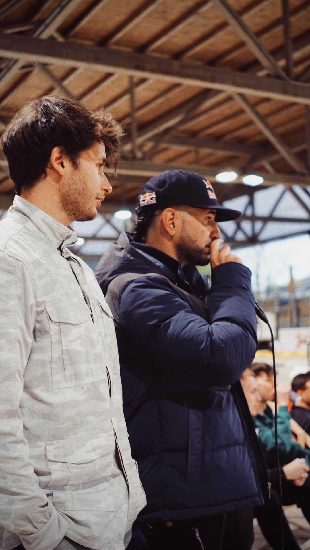 ショーン・ガルニエのインスタグラム：「COMMENT WHERE URBANBALL FIGHT GOES  NEXT ?⬇️⬇️⬇️ ♦️ UBF AUSTRIA🇦🇹 RECAP BY @kingsofklessheim @larkstreetlaboratory  #streetfootball #salzburg #austria #football #skills #redbull」