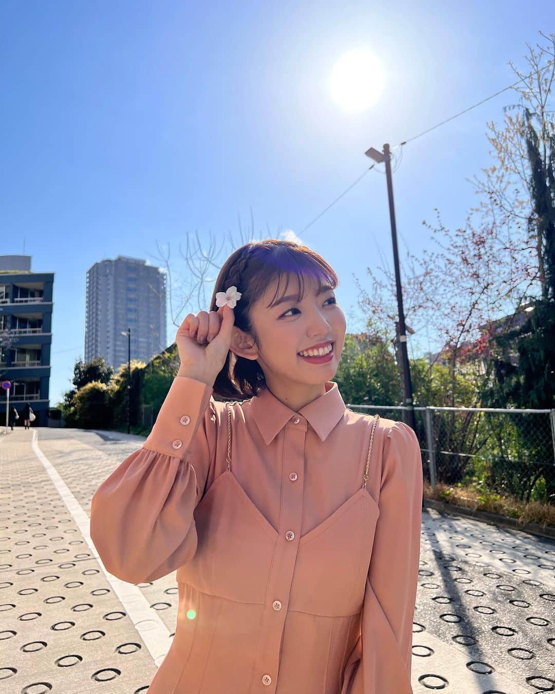 里菜さんのインスタグラム写真 - (里菜Instagram)「さくらみーっけ👀」4月14日 18時46分 - rina_crownpop