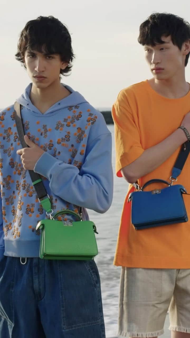 のインスタグラム：「Smart, minimal, iconic: discover the #FendiPeekaboo XCross.  Artistic Director of Accessories and Menswear: @silviaventurinifendi  Artistic Director of Jewelry: @delfinadelettrez   Film: @walestudioroma   Styling: @ganio Makeup: @samiamohsein Hair: @ramoneyluv  Casting: @piergiorgio  Models: Jeong June, Dante Emanuele」