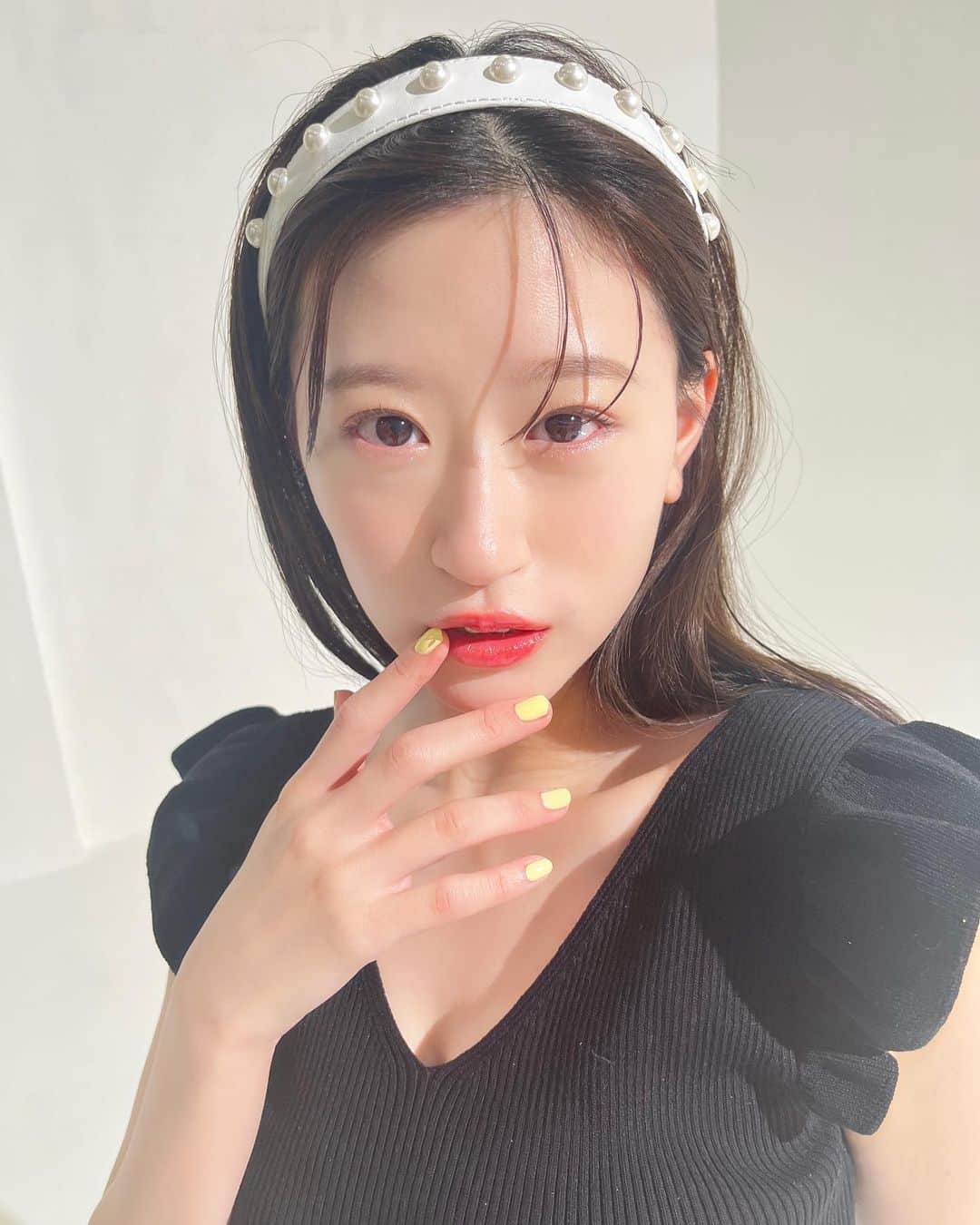 上西怜さんのインスタグラム写真 - (上西怜Instagram)「⠀ 上西怜STYLE BOOK【petite fille】#プチフィーユ  発売中です👗💋 ⠀ ⠀ ⠀ 部屋着ページの セクシーヘルシーれーちゃん オフショットです🧸 ⠀ 見つけれーちゃんしてねっ♡ ⠀ ⠀ ⠀⠀ #NMB48 #上西怜 #STYLEBOOK #スタイルブック #petitefille #プチフィーユ #小さい女の子 #低身長 #154cm #オフショット #部屋着 #ルームウェア」4月14日 21時01分 - jonishi_rei