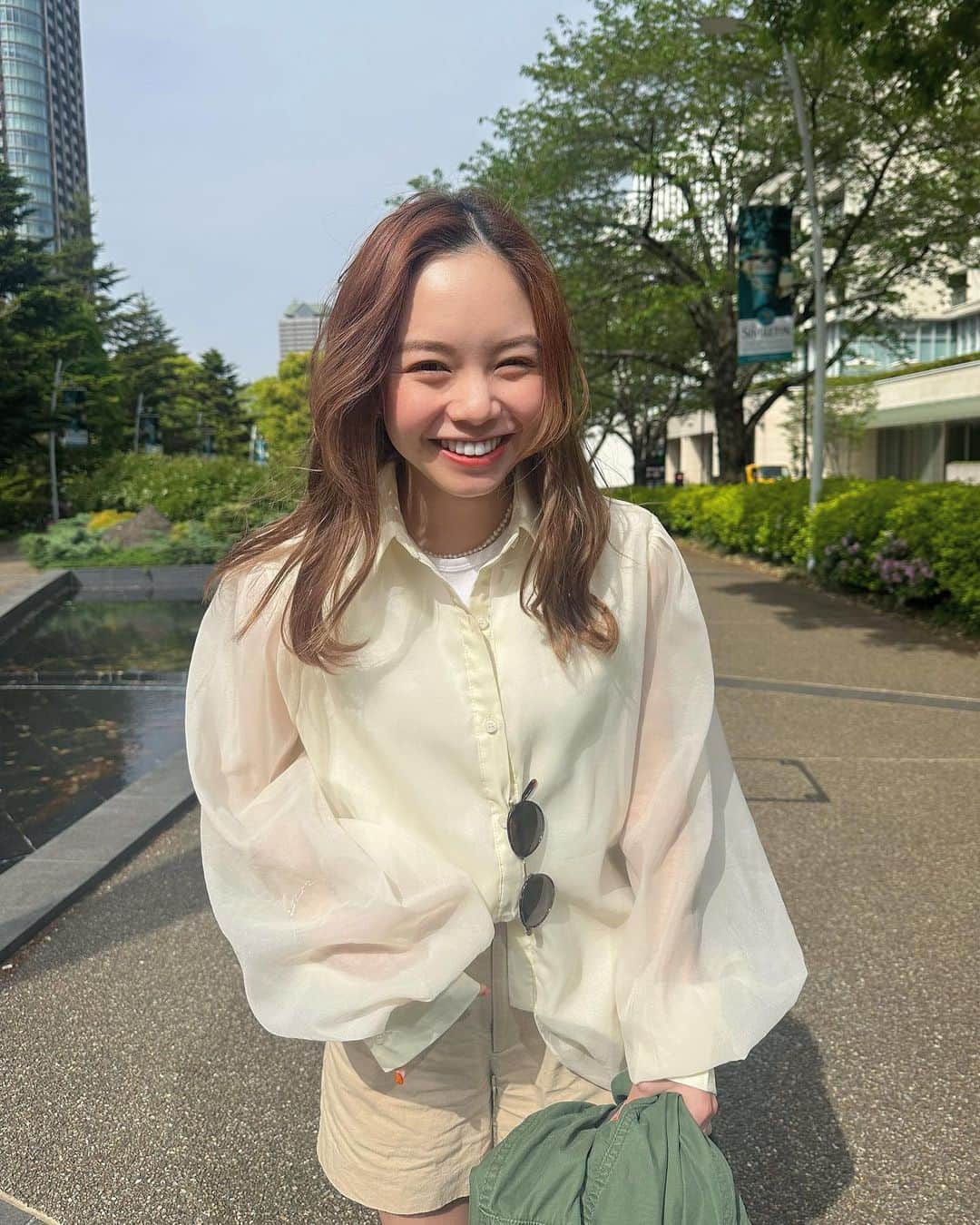 福地夏未のインスタグラム：「🌷 あったかい日〜！うれしい〜！◎ 太陽眩しくて目無くなっちゃうネ〜  _ #solace___official #ootd #151cmコーデ」