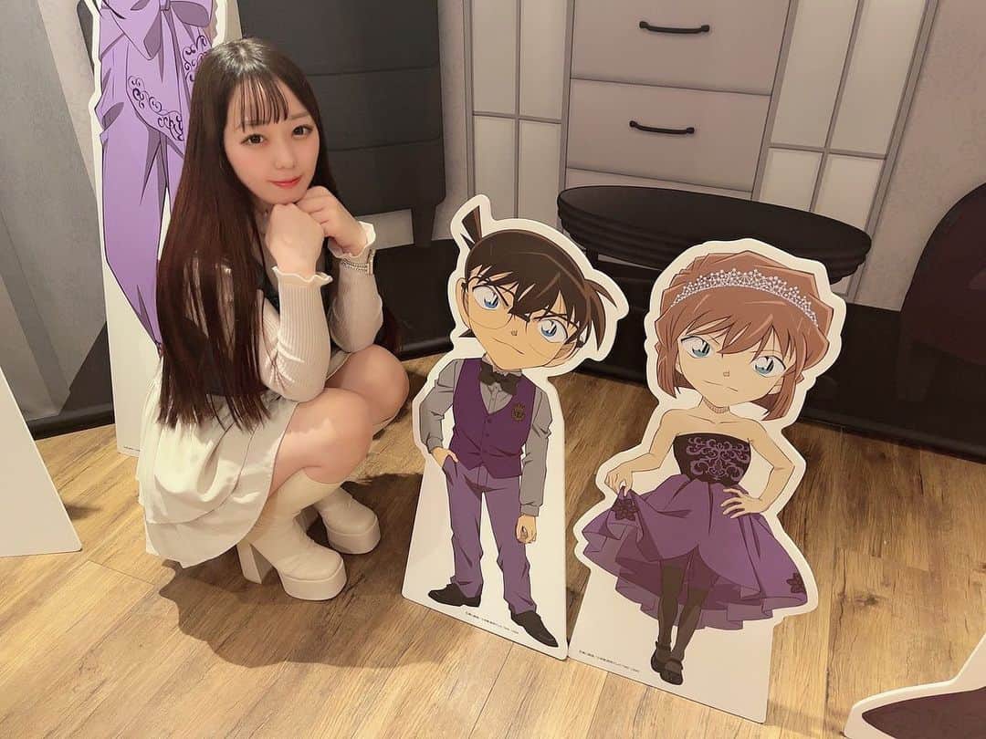 のインスタグラム：「コナンカフェ💜🖤  #act #av女優 #高瀬りな #japanesegirl #followme #야동 #데일리 #데일리록 #팔로우 #인스타그램  #💖」