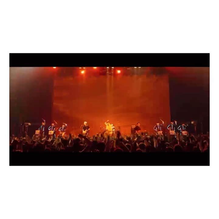 HIDEのインスタグラム：「よろしくね🔥楽しんで下さい  【緊急速報！！！】 "NOISEMANIA PREMIUM 2022"   本日4/14より、 Amazon prime videoにてリリース！  3つの感覚 (視覚・聴覚・嗅覚) を フルに活用する新しいライブスタイル 『3 Senses Killer』 をテーマに行われたワンマンライブ を映像化！  ▼購入、レンタルはこちら https://www.amazon.co.jp/dp/B0BZK6T3RV」