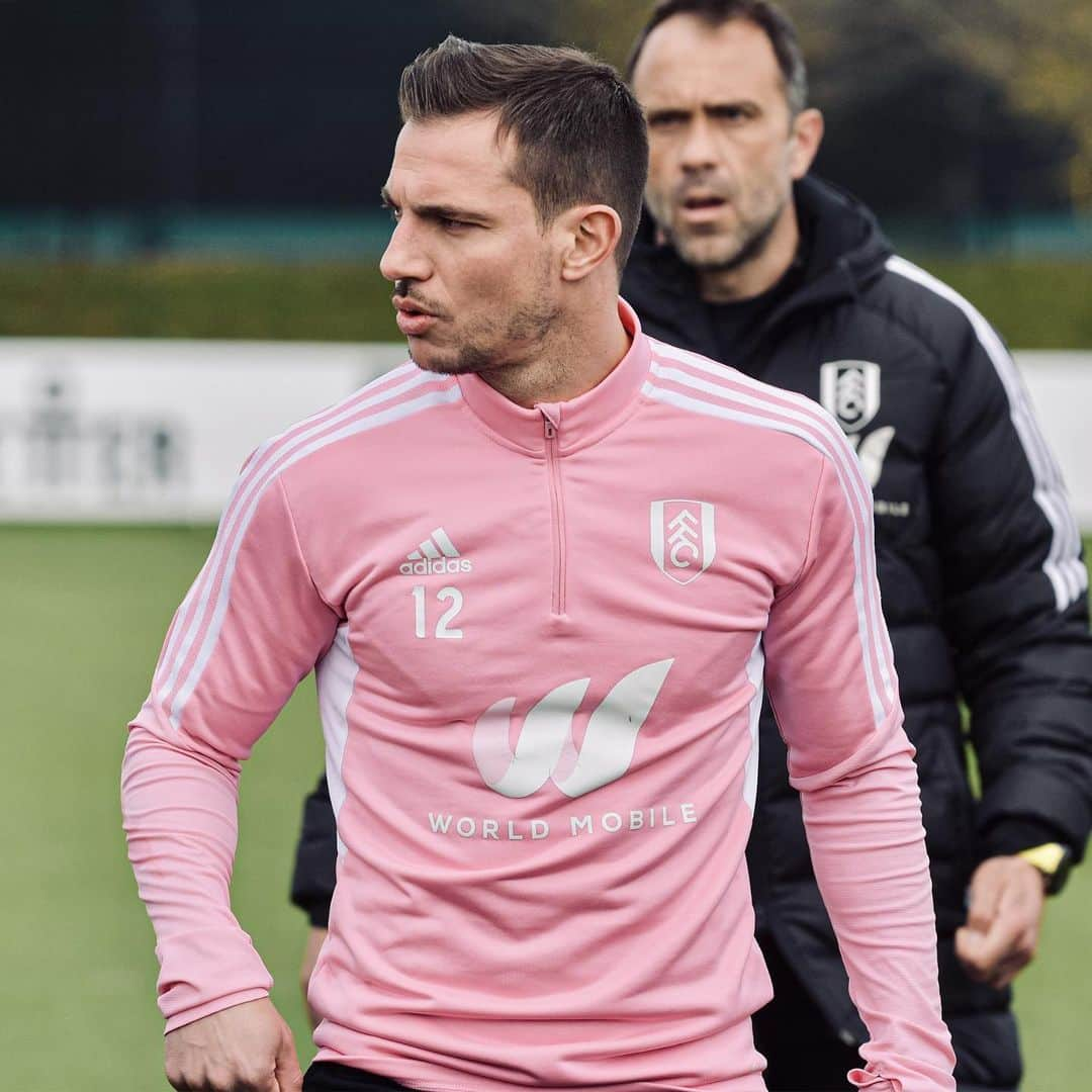 セドリック・ソアレスさんのインスタグラム写真 - (セドリック・ソアレスInstagram)「Focus. Determination. Dedication. 💪🏻⚽ #FFC #Fulham #Training #Work」4月14日 22時08分 - cedricsoares41