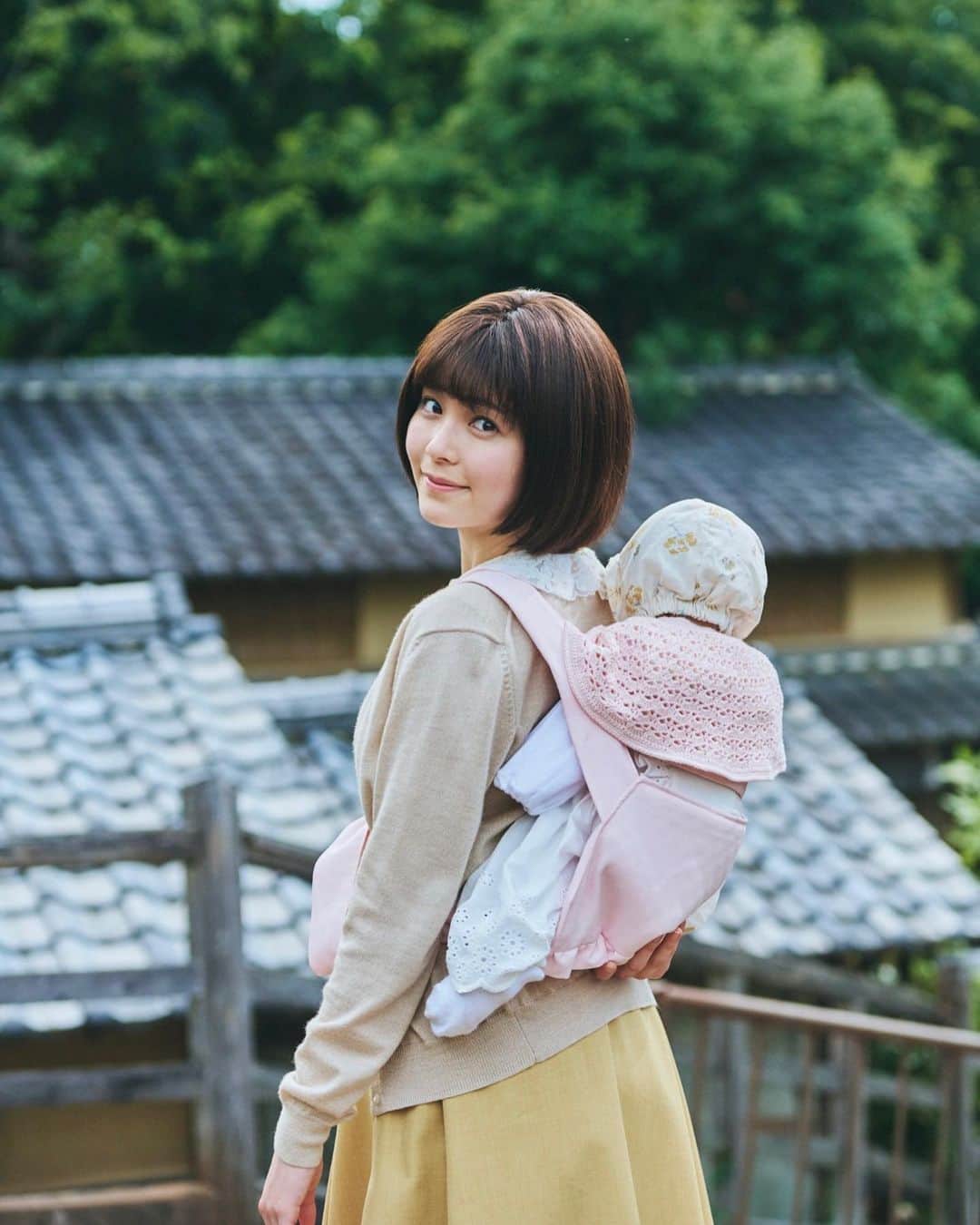 久間田琳加のインスタグラム：「. WOWOW「ながたんと青と-いちかの料理帖」 鈴音、本日から登場します🕊 初の大阪弁貴重な体験でした😳 ぜひご覧くださいね！ #ながたんと青と #WOWOW」