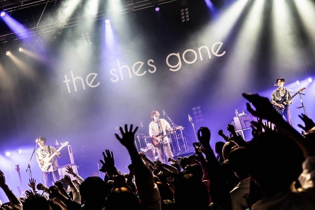 the shes goneさんのインスタグラム写真 - (the shes goneInstagram)「4/13(木)なんばHatch 「PART OF YOUR HEART TOUR 2023」  ！！！thank you！！！  Photo by @yusuke_mphoto   #theshesgone #シズゴ #PARTOFYOURHEARTTOUR2023」4月14日 22時26分 - the_shes_gone