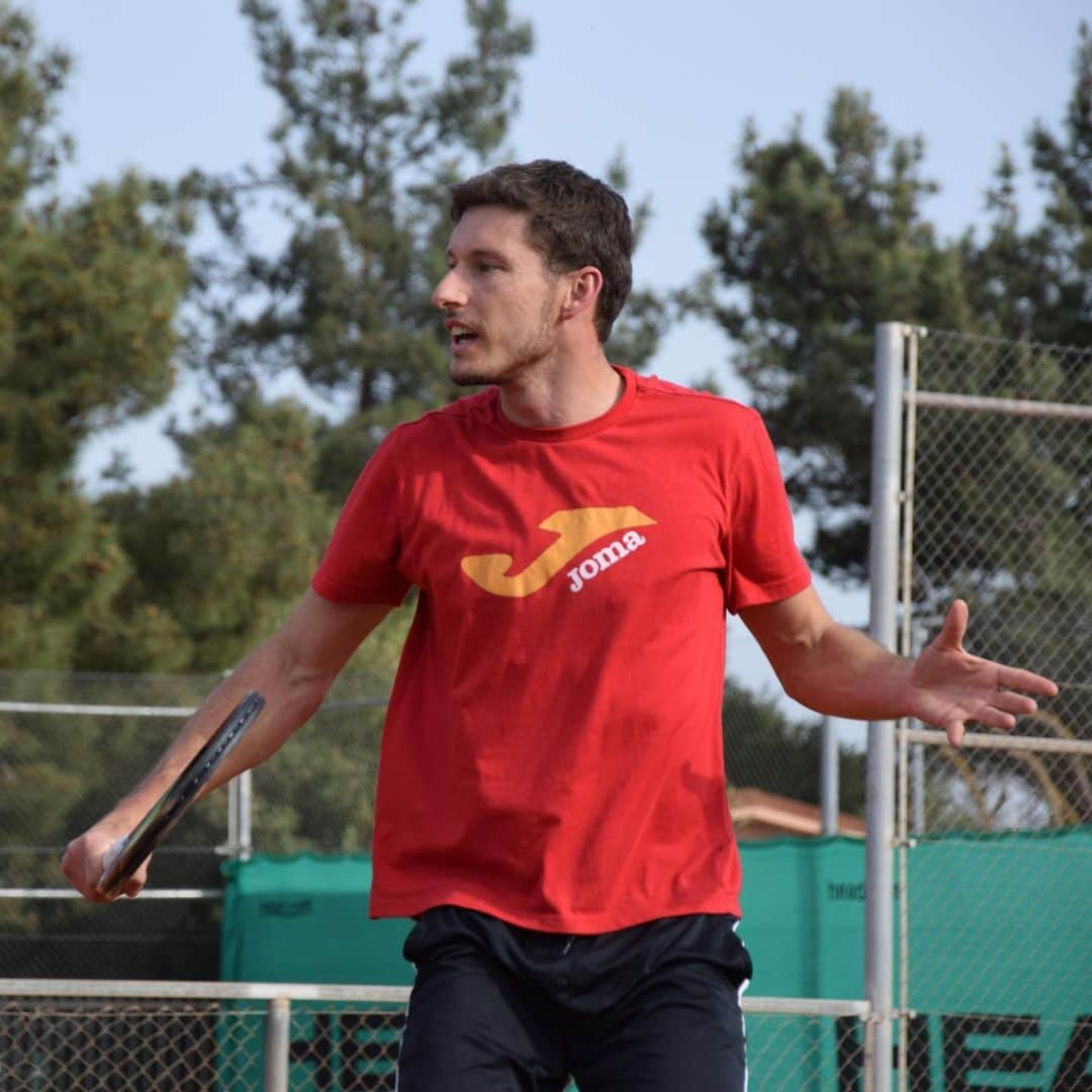 パブロ・カレーニョ・ブスタさんのインスタグラム写真 - (パブロ・カレーニョ・ブスタInstagram)「Nothing feels better than home🏡🎾  @pablo_carreno_ is back on clay court and at the same time recovering step by step!🛠️  Vamos Pablo!💪🏻   #equelitefamily #tennisacademy #claycourt」4月14日 23時05分 - pablo_carreno_