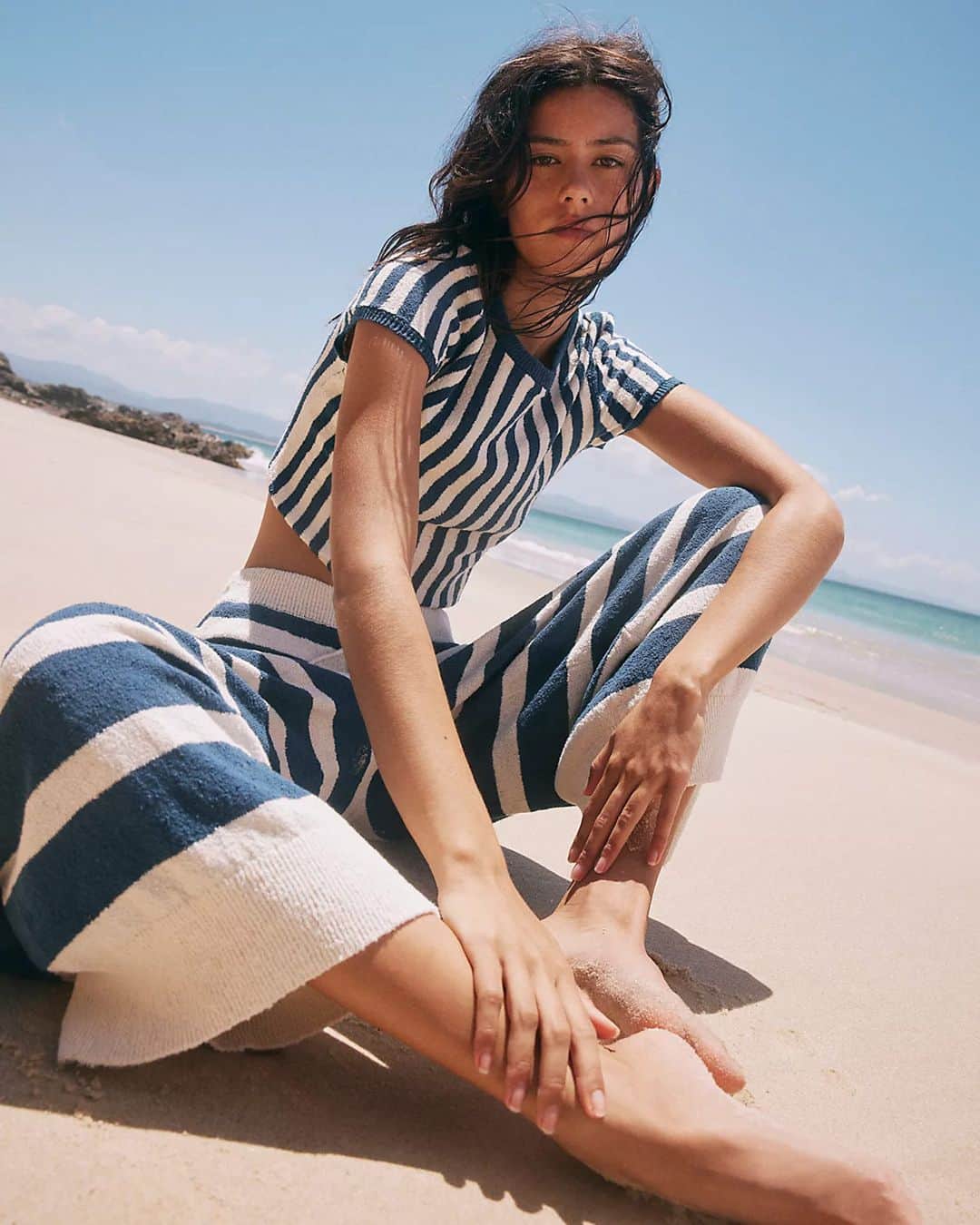 freepeopleのインスタグラム：「We're dreaming of the weekend in our Roberta Sweater Set. Link in bio.」