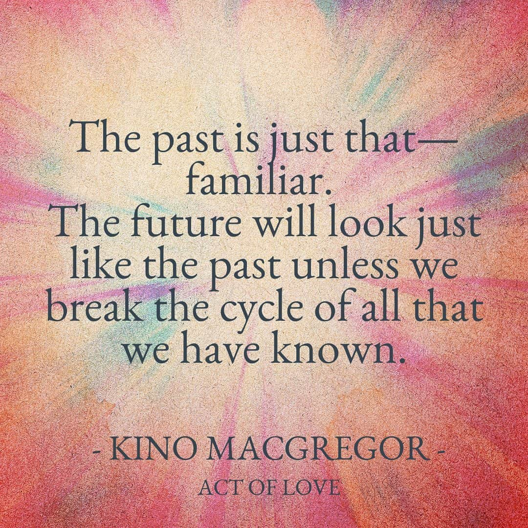 キノ・マクレガ―のインスタグラム：「Inside the pages of Act of Love…  The past is just that—familiar. The future will look just like the past unless we break the cycle of all that we have known.   The past can be limiting and we need to be open to new experiences and ways of thinking to create positive change in our lives and the world around us. The future is not predetermined, and it is up to us to make intentional choices that will shape the direction of our lives and our collective future.  Act of Love is available now! Link in bio.  #actoflove #actoflovewithkino #spirituality #1111 #yogaoffthemat #bookstagram #lovequotes #personaldevelopment #personalgrowth #dreamer #worklifebalance #seizetheday #lifelessons #positivevibes #writersofinstagram #loveyourself #leadership #selflove #quotesinstagram #inspirationalquotes #loveandyoga」