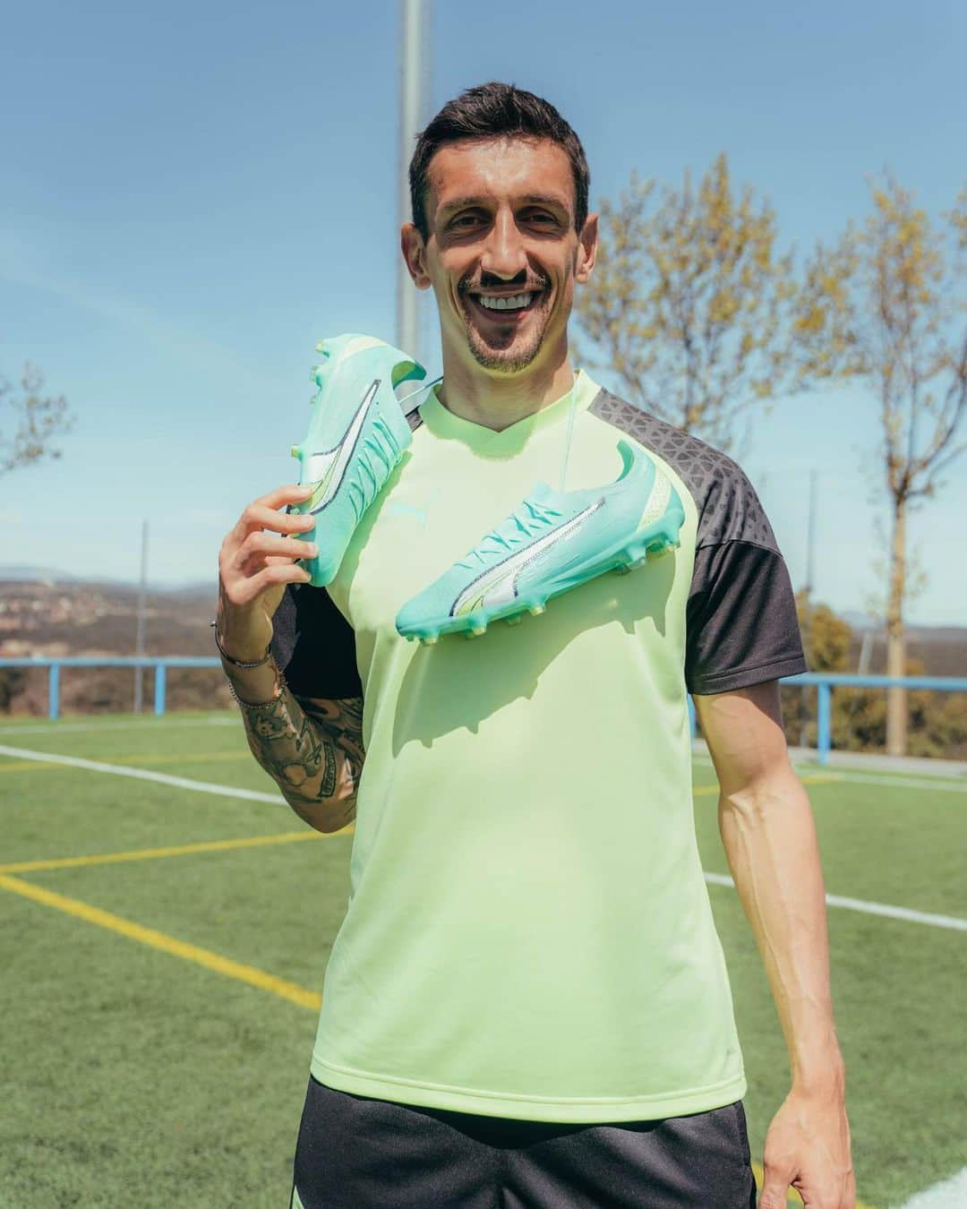 ステファン・サヴィッチのインスタグラム：「¡Empieza la recta final! ¡Vamos con todo! @pumafootball」