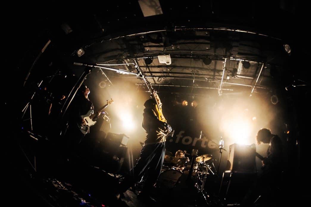 大貫みくのインスタグラム：「A disease called "love"  〜君の頭の中で   自由に泳げていたらツアー〜  2023.04.14 @香川・高松DIME 移転後は初めて！ 熱くて最高なライブでした❤️‍🔥❤️‍🔥❤️‍🔥  📸 @_kinoko_photo__」