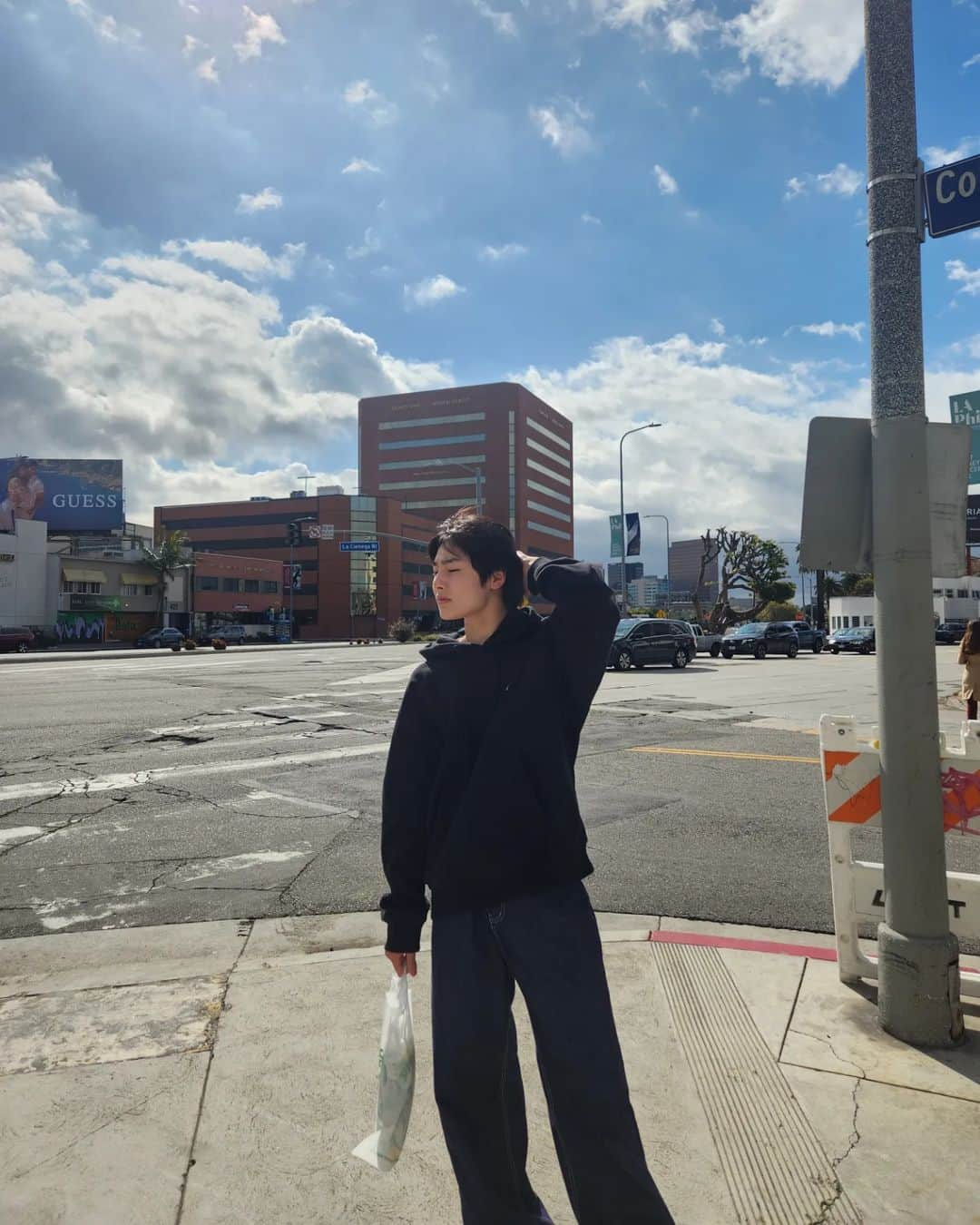 Stray Kidsさんのインスタグラム写真 - (Stray KidsInstagram)「☀️ #StrayKids#STAY#IN스타그램#🦊」4月14日 23時58分 - realstraykids