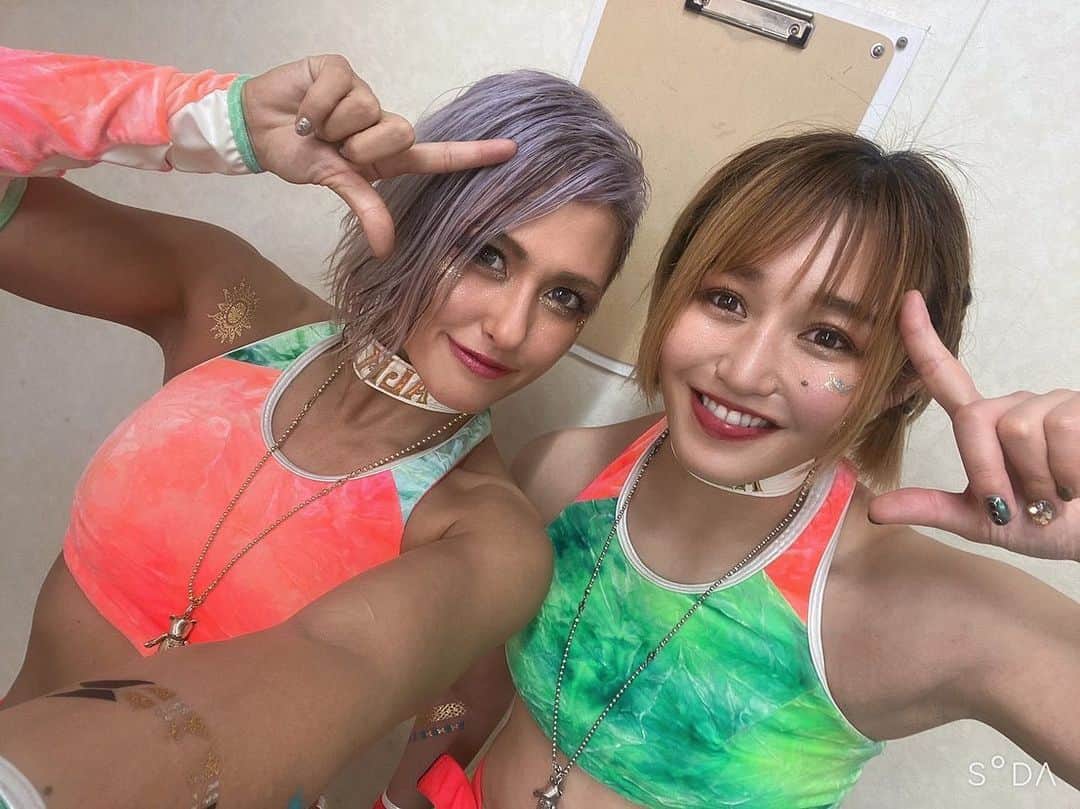 のインスタグラム：「1日限定復活！！！！  アリカバ✨  #stardom #prowrestling #ALK」