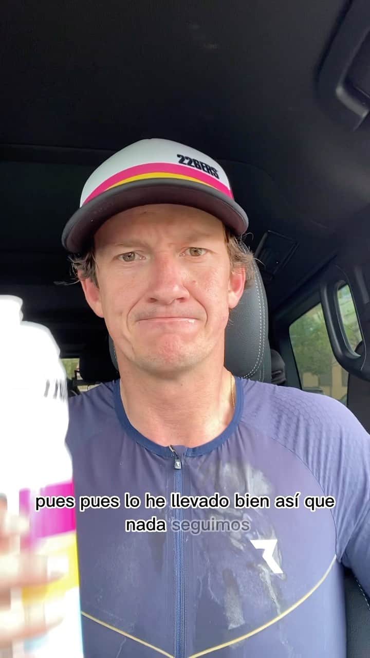 のインスタグラム：「Seguimos! #RoadToIM703Mallorca  Hoy probando cositas y comiendo mucho. Buenas sensaciones corriendo tras las 3h de bici con @trientrenos 👍」