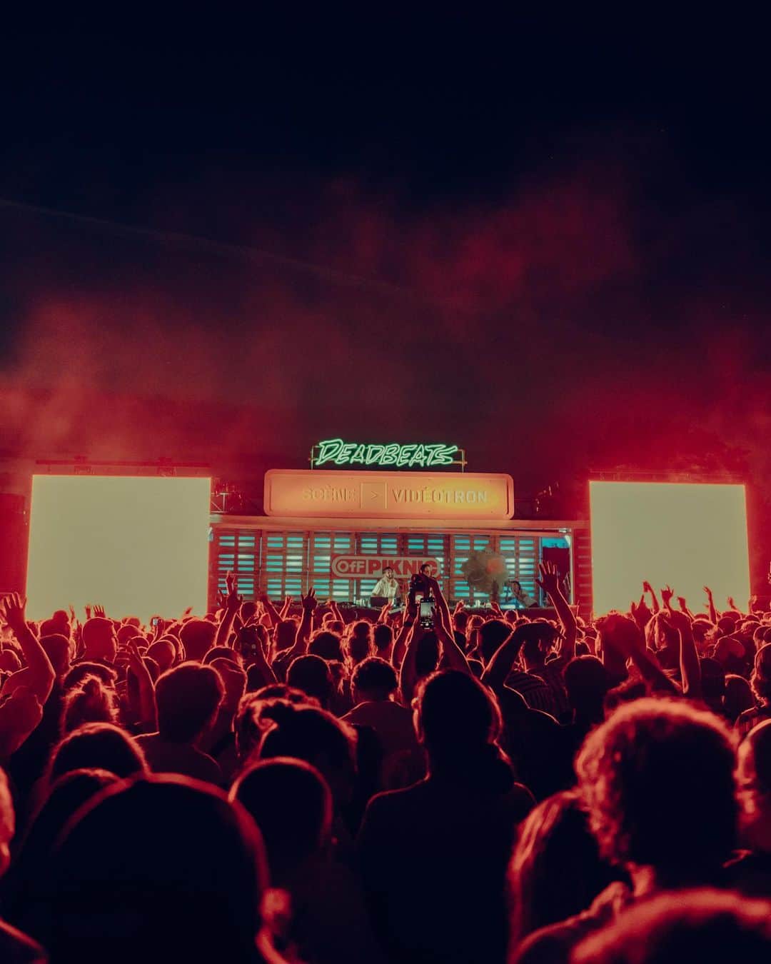 Zeds Deadのインスタグラム：「DEADBEATS MTL ONSALE NOW! See you in July at piknic with the Deadbeats fam. Link in bio」
