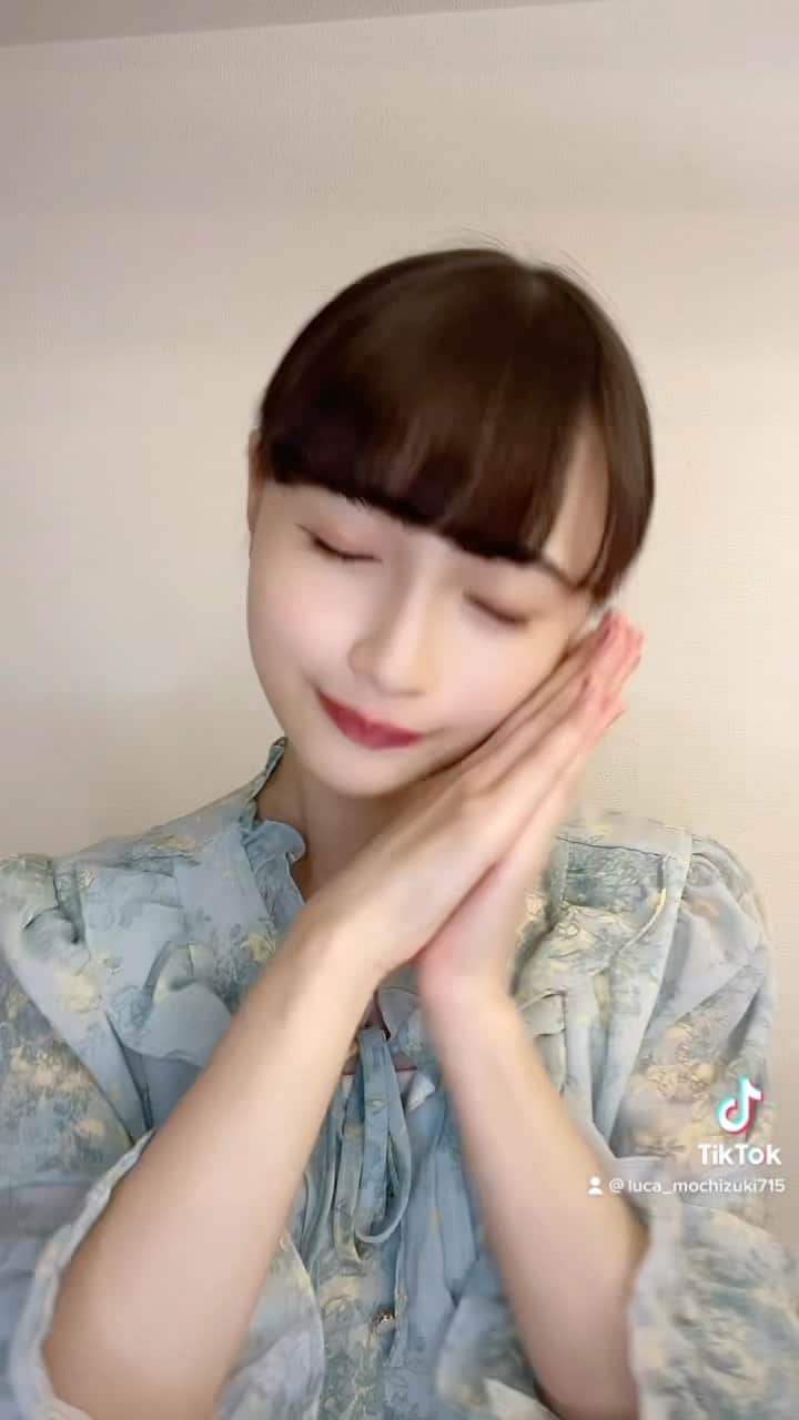 望月琉叶のインスタグラム：「baju-baju baru(*☻-☻*) #ぴえん #緋炎歌 #望月琉叶 #Nem」