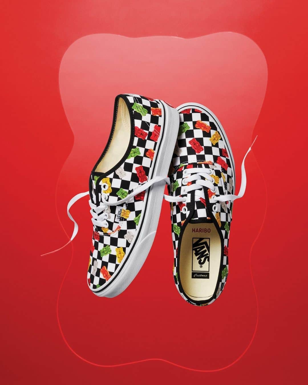 vans girlsさんのインスタグラム写真 - (vans girlsInstagram)「Design your own Vans x Haribo footwear through our Customs shop. New prints are available now! Plus keep your eyes peeled on April 27th for a National Gummi Bear Day exclusive pattern hitting the US shop at vans.com/customs」4月15日 1時00分 - vansgirls