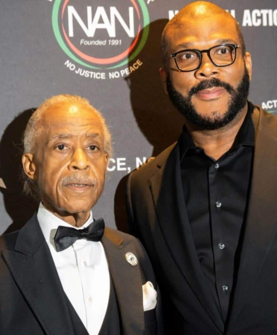 タイラー・ペリーのインスタグラム：「I was extremely honored to be given an award by the Reverend @real_sharpton and the @nationalactionnetwork.  Thank you for this kindness and fighting for us all.」