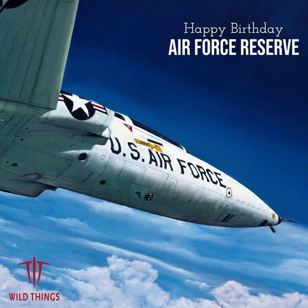 ワイルドシングスさんのインスタグラム写真 - (ワイルドシングスInstagram)「We're wishing the U.S. Air Force Reserve a happy 75th birthday this year! Thank you for your dedication and service to our country.  #AirForce #AirForceReserveBirthday #USAF #defense #USAFReserve #thankyou」4月15日 3時34分 - wildthingsgear