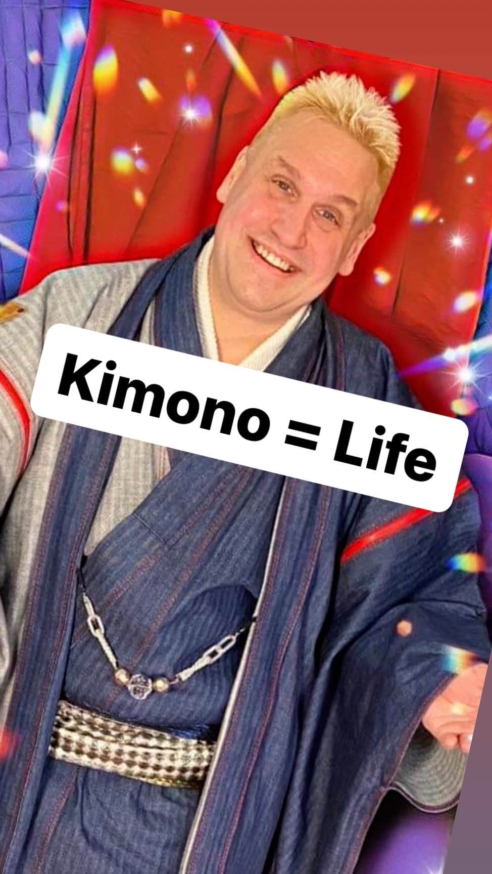 桂三輝のインスタグラム：「Katsura Sunshine Denim Kimono is good for your health! #kimono #denimkimono」