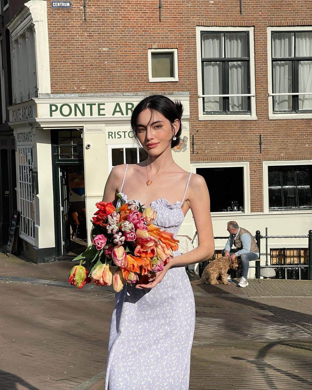 マイ・ダーウィカーのインスタグラム：「🌷」