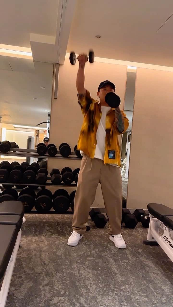 のインスタグラム：「今晚Broman演唱會 我準備好了」