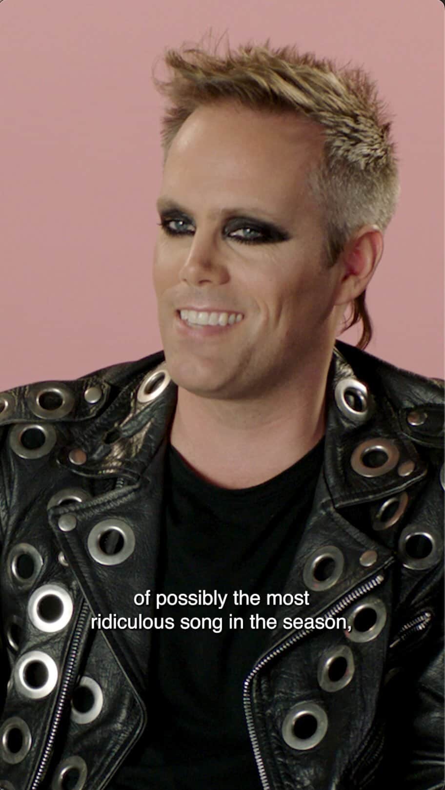 のインスタグラム：「‘In the Club’ breakdown with the one & only, @tranterjustin! #RiseOfThePinkLadies」