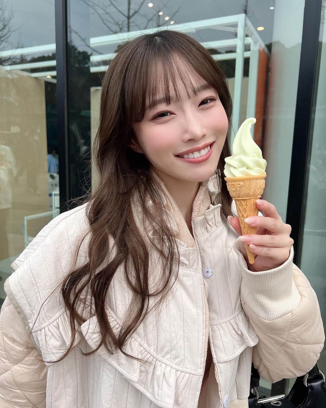 岸みゆさんのインスタグラム写真 - (岸みゆInstagram)「おはよう🍦 何味でしょう？？？ちょっと難しいよ」4月15日 7時27分 - miyu_kishi0213