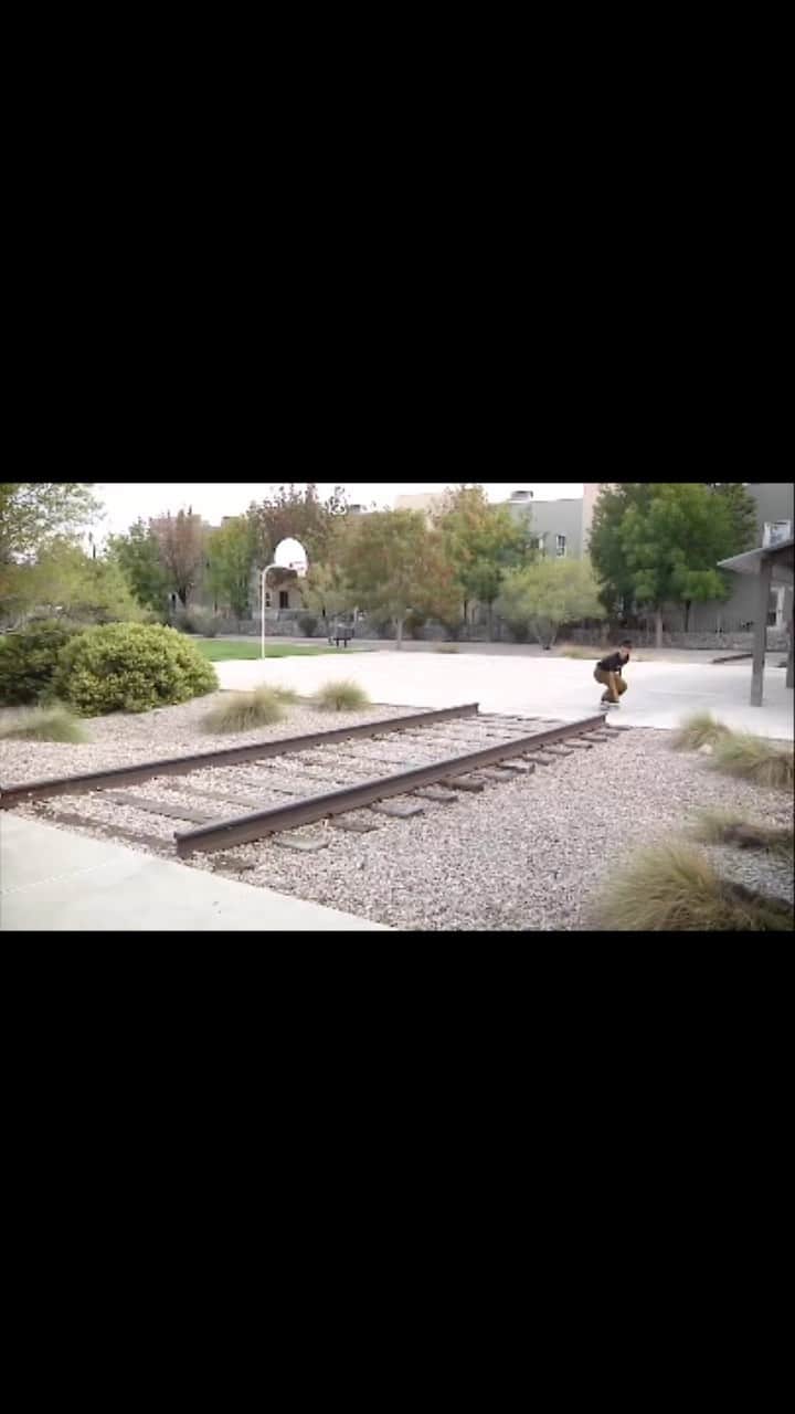 マライア・デュランのインスタグラム：「RAILROADS 🛤️ 😈 🎥: @_ibm5100」