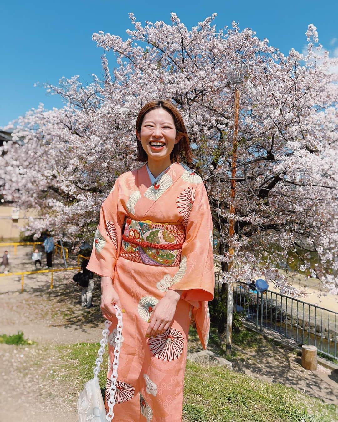 和田美由紀さんのインスタグラム写真 - (和田美由紀Instagram)「春の記録👶🏻🌸🌸 可愛い着物着れてハッピー🫶🏻 今週末もよろしくお願いします✂️✂️  #着物 #桜祭り #花粉も祭り状態😇 #めっちゃ笑の写真をどーぞ😇」4月15日 8時32分 - miyuwada