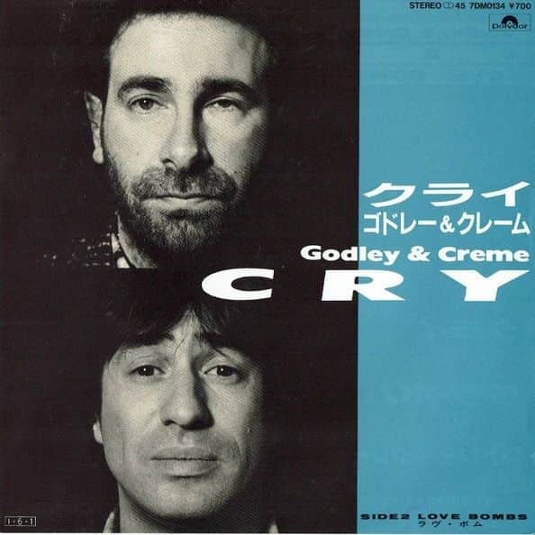 中村松江さんのインスタグラム写真 - (中村松江Instagram)「今日の一曲はGodley & Cremeで『Cry』です✨ アルバム「The History Mix Volume 1」に収録。 元10ccのケヴィン・ゴドレイとロル・クレームによるデュオ、ゴドレイ&クレームが1985年にリリースしたヒット曲です✨ 泣き顔の人の顔が次々と出てくるモノクロのMVは当時強烈な印象を残しました🎶 (№1317) #歌舞伎　 #中村松江 #godley&creme #cry #thehistorymixvolume1」4月15日 8時34分 - matsue_nakamuraofficial