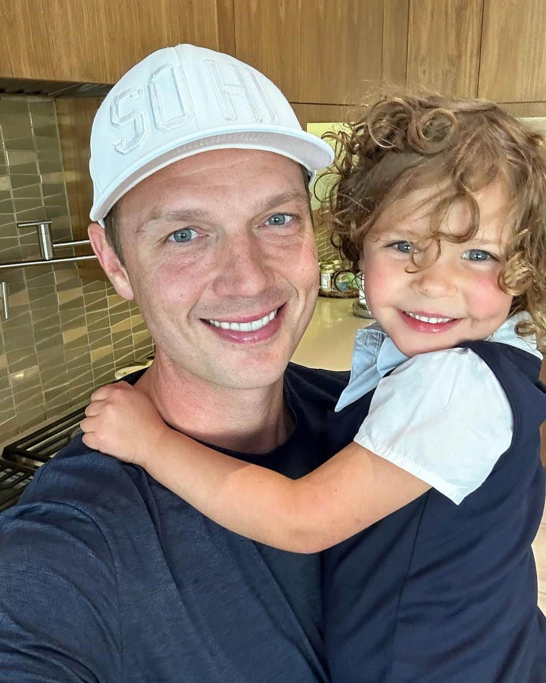 ニック・カーターさんのインスタグラム写真 - (ニック・カーターInstagram)「🥰 #mylove」4月15日 9時02分 - nickcarter