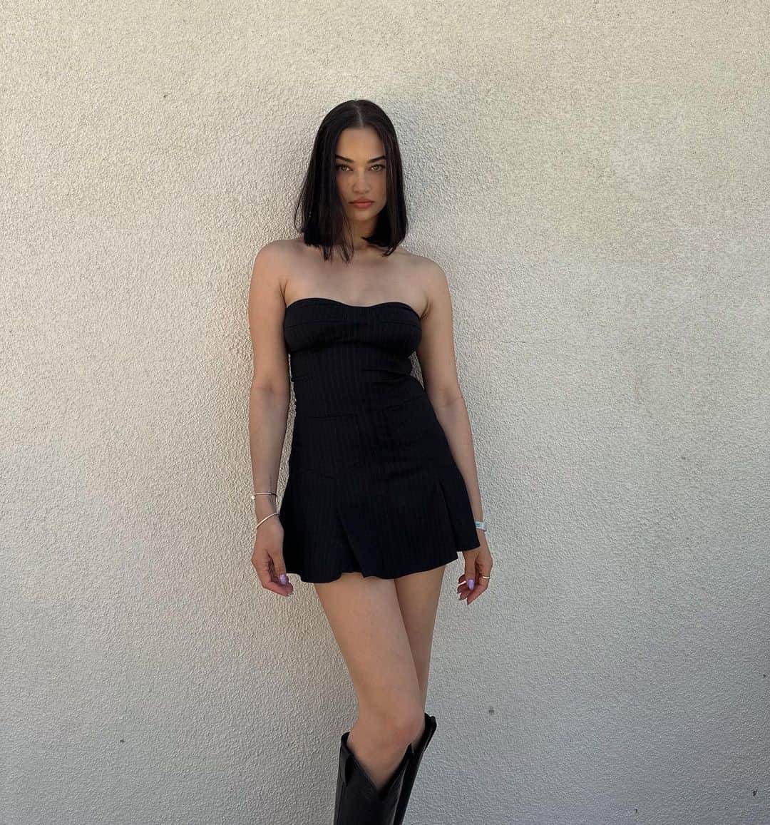 シャニーナ・シャイクのインスタグラム：「Chella 2023 🤍🌴」