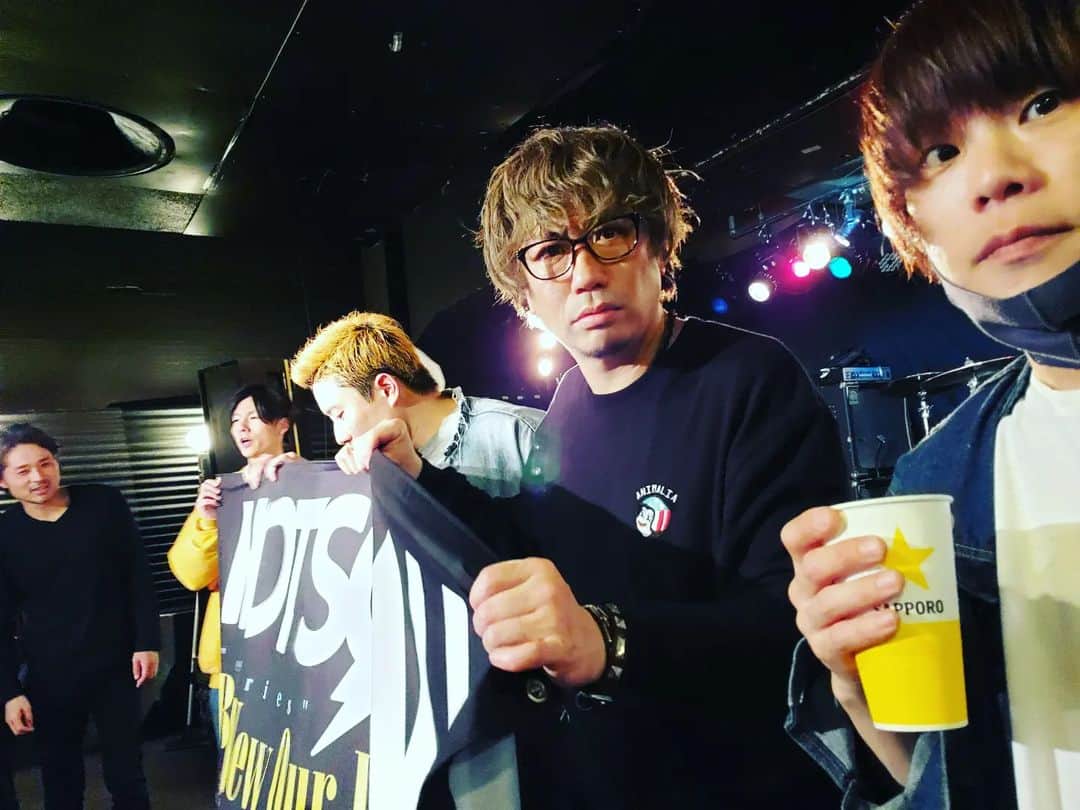 BUZZ THE BEARSのインスタグラム：「⁡HOTSQUALL ⁡"Memories" Release Party Brand New Our Daylight TOUR 2023 4/14(金)新宿ACB ⁡  BUZZ THE BEARS HERO COMPLEX⁡ ⁡⁡ めっちゃ交わった！久々のACBもやっぱり最高でした。⁡ ⁡搬入と搬出も日本で指折りの思い出ポイントです。⁡ ⁡⁡ ヤバヤバ！⁡ ⁡⁡ ⁡#新宿ACB⁡ #HOTSQUALL #HEROCOMPLEX  #buzzthebears」