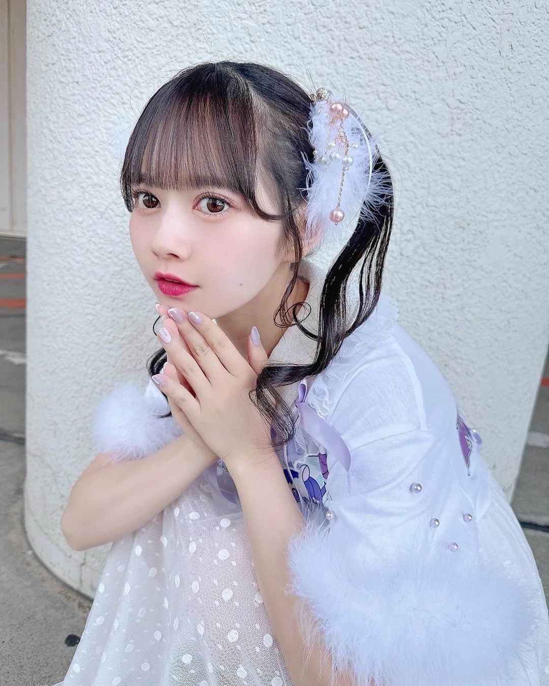 近藤沙瑛子のインスタグラム：「おはよう🦄໒꒱· ﾟ  #アイドル #アイドル衣装 #へああれんじ #お団子アレンジ #ツイン団子 #ツインテール」