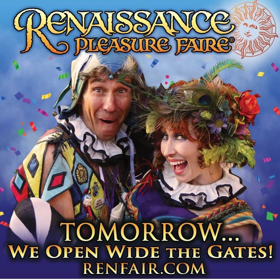 ボニー・モーガンのインスタグラム：「My Lords and Ladies!! At Last, the wait is over, Spring has sprung, and the glove is up! TOMORROW we open our gates!! Come out and frolic in the Shire @renaissancepleasurefaire #adventuresofbonanddad #huzzah #renfaire #jestforfun #kingoffools #shenanigans #comeoutandplay #foolingaround #homesweethome #renaissancepleasurefaire #itsgoodtobeking #bendybonnie」