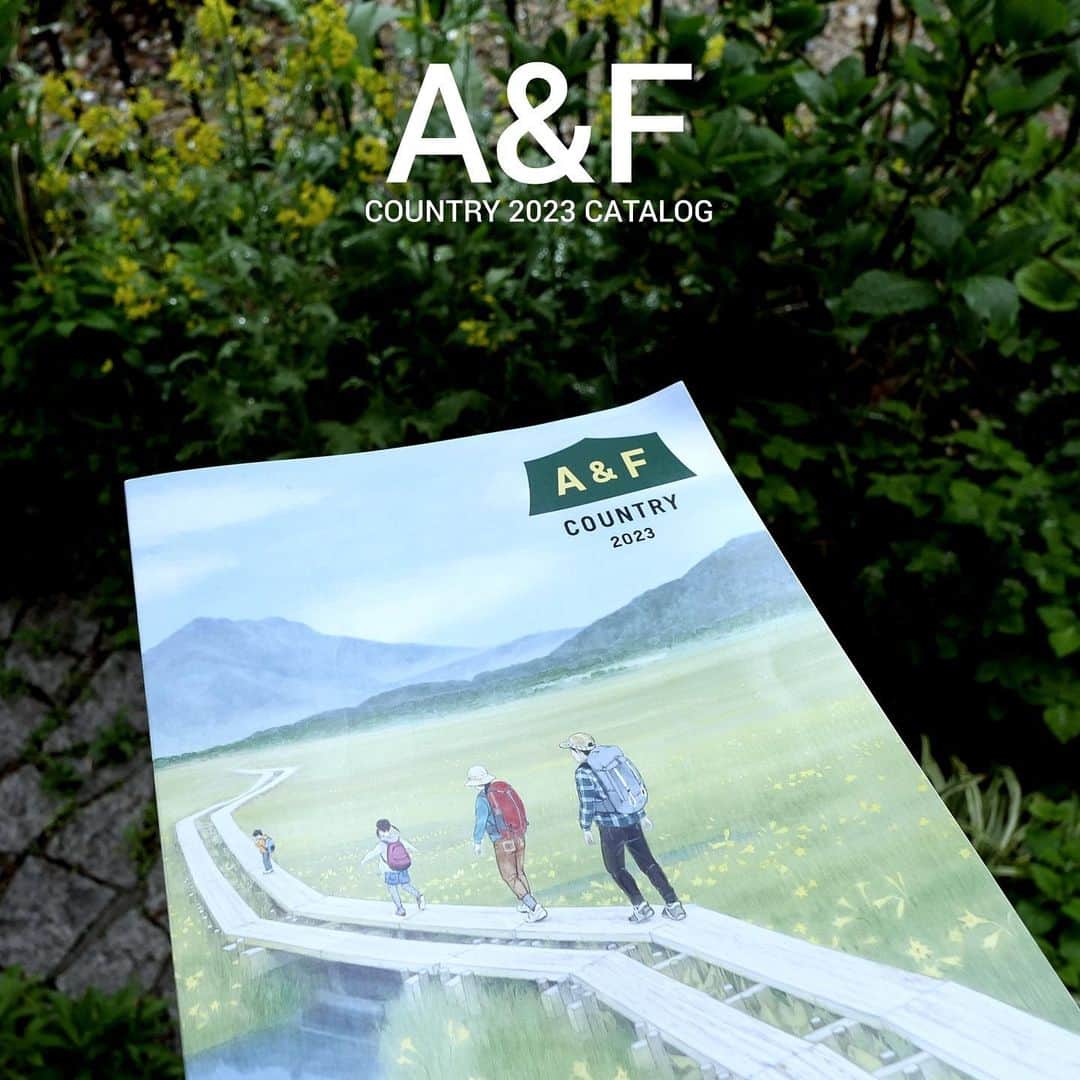 のインスタグラム：「今日は雨、DIYも休憩でボ〜ッとしてたらカタログが届いた#outdoor#camp＃aandf#af#314ペー#880円#エイアンドエフ #エイアンドエフカントリー #エイアンドエフって凄く#なんやかんや言ってもここで扱ってるグッズ一杯買ってる」