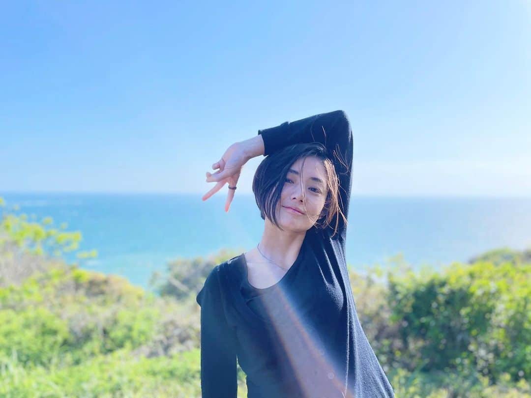 片山萌美のインスタグラム：「☀️  自然のパワーを たくさん吸収すると 自然に笑顔になっちゃうね  #moemikatayama」