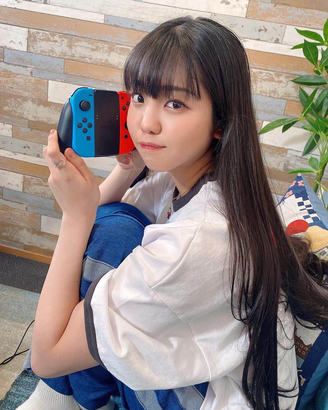 のインスタグラム：「. 全然ゲーム得意じゃないけどゲームは好き🎮」