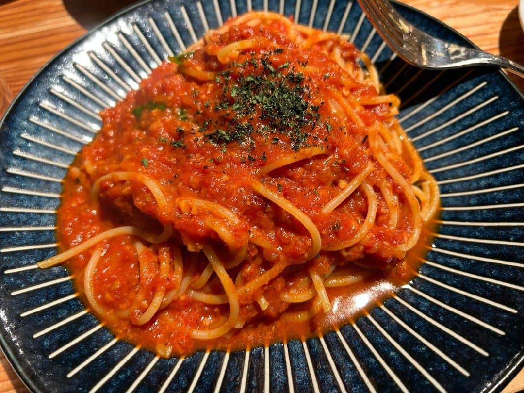 朝桐光さんのインスタグラム写真 - (朝桐光Instagram)「トマトソースパスタが大好きです❤️🥰❤️  毎日でも食べれる、食べたい😋  #パスタ#トマトソースパスタ#アラビアータ#ランチ#ディナー#大好物#美味しい#グルメ#美味しいご飯」4月15日 23時16分 - akari_asagiri