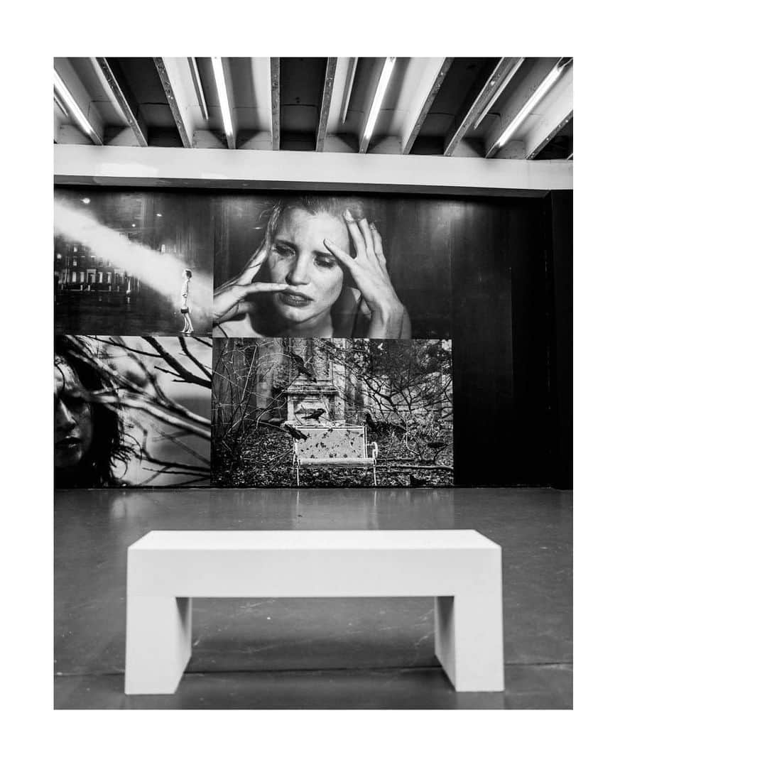 ピーター・リンドバーグさんのインスタグラム写真 - (ピーター・リンドバーグInstagram)「One month left to discover Peter Lindbergh's first self-curated exhibition On view in Brussels' Espace Vanderborght until 14 May 2023   Take a closer look at 'Untold Stories' as seen by its visitors  Photos by @julien.blgr @_lerazimina_ @una_taal  (Cover image: @alexdeterwangne_visuals)  #LindberghUntoldStories #PeterLindberghBrussels #Brussels #Kunstpalast #Profirst」4月15日 23時31分 - therealpeterlindbergh