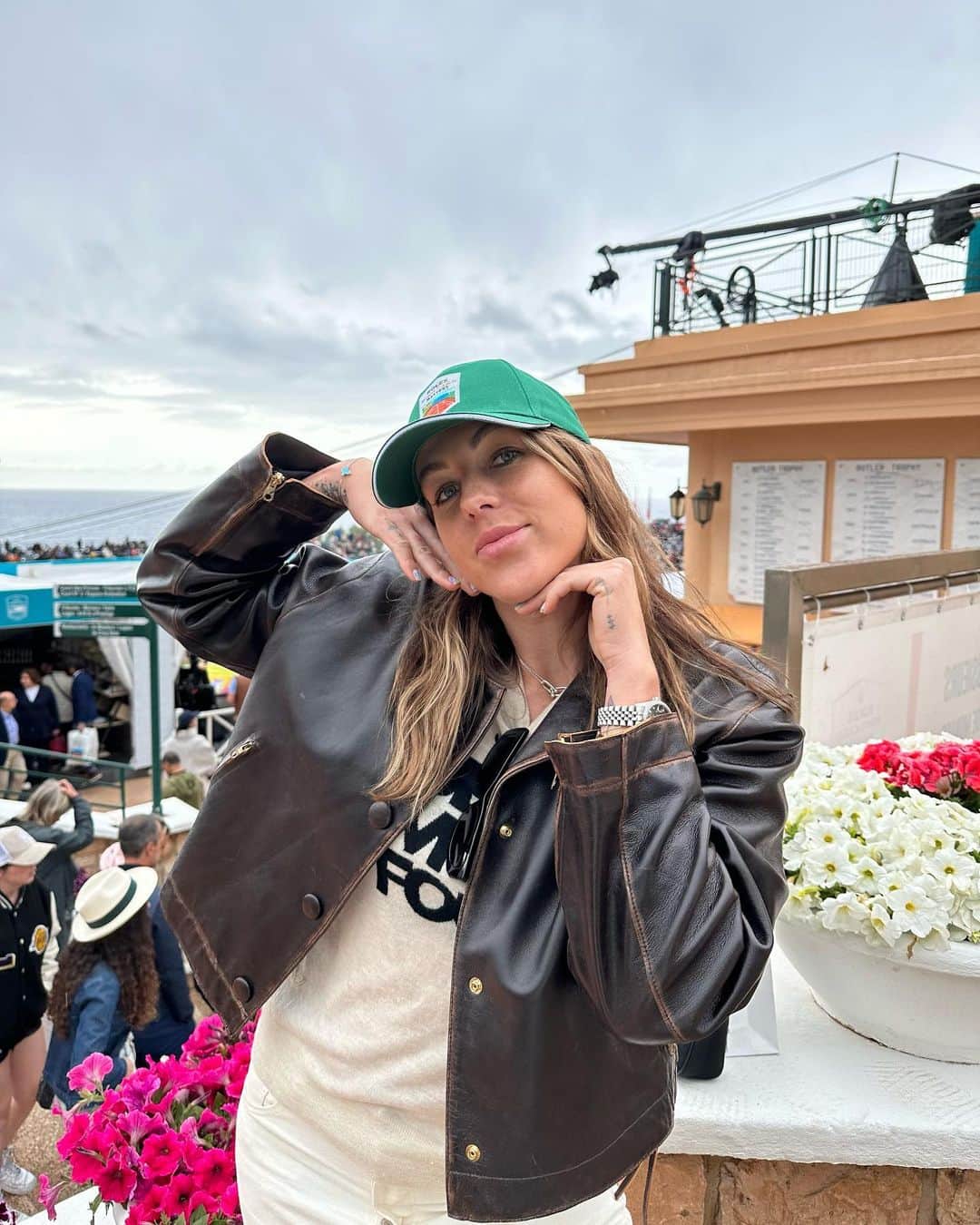 のインスタグラム：「Learning how to play tennis … 👀🎾 @rolexmontecarlomasters」