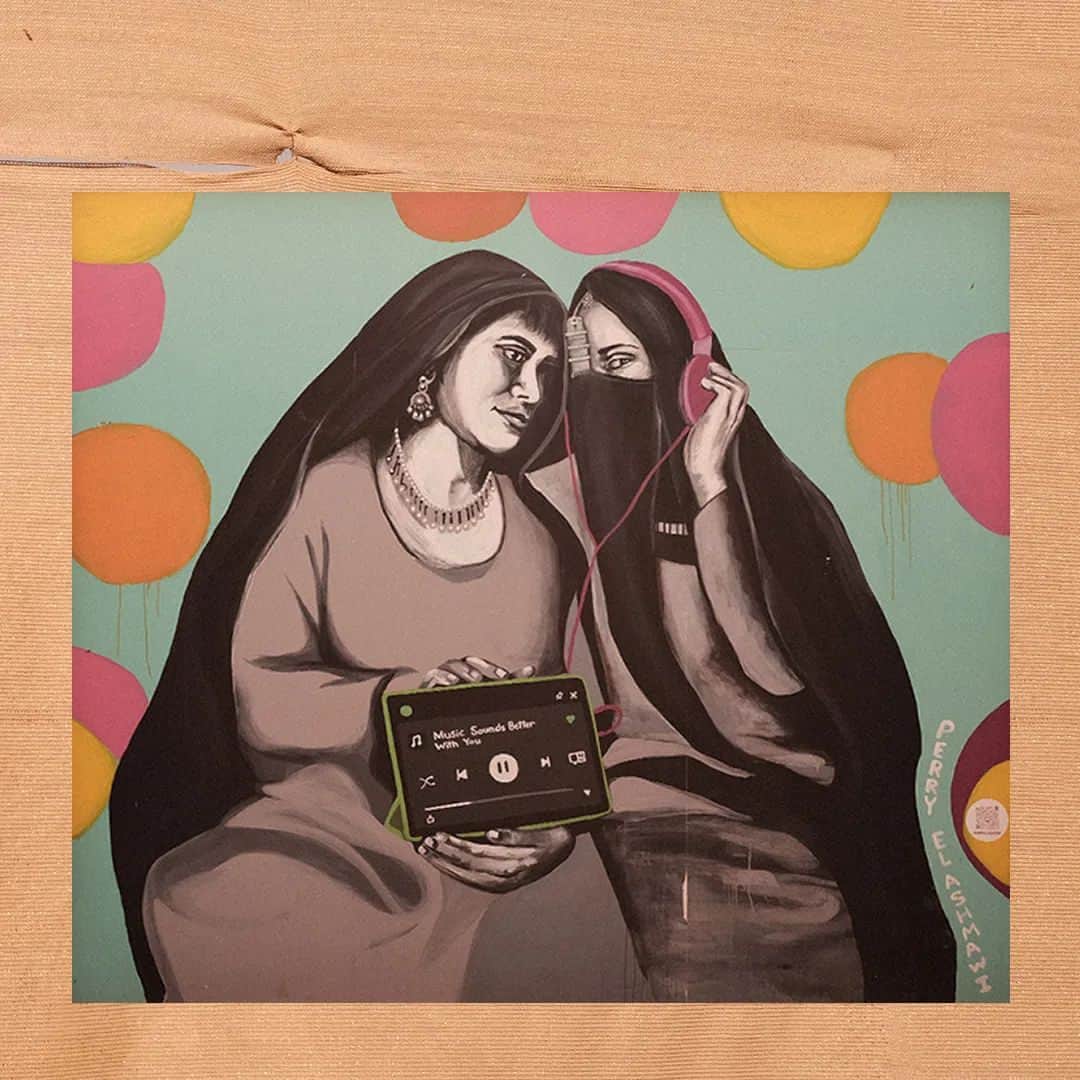 林芳昭のインスタグラム：「Music sounds better with you」
