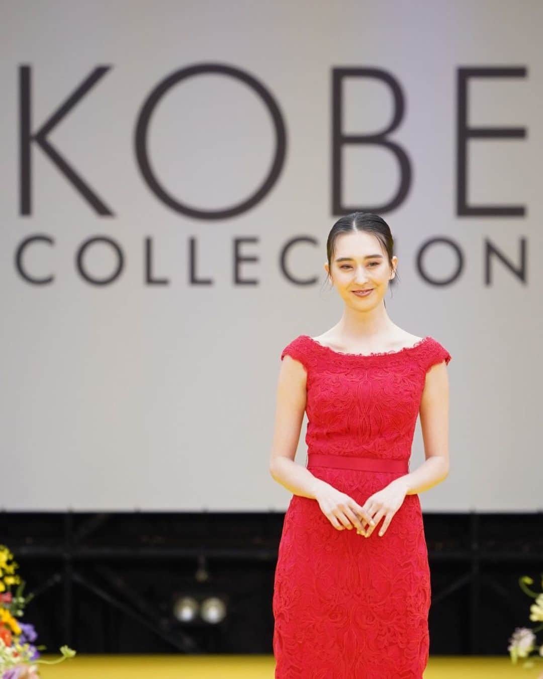 フェン・シャーニィーさんのインスタグラム写真 - (フェン・シャーニィーInstagram)「Kobe Collection 🌸 ありがとうございました🤍 見にきてくれて応援してくれてありがとう🤍 いっぱい手を振ってくれてありがとうう🤍  Thank you for having meeeee @kobe_collection」4月16日 0時32分 - sharniefenn