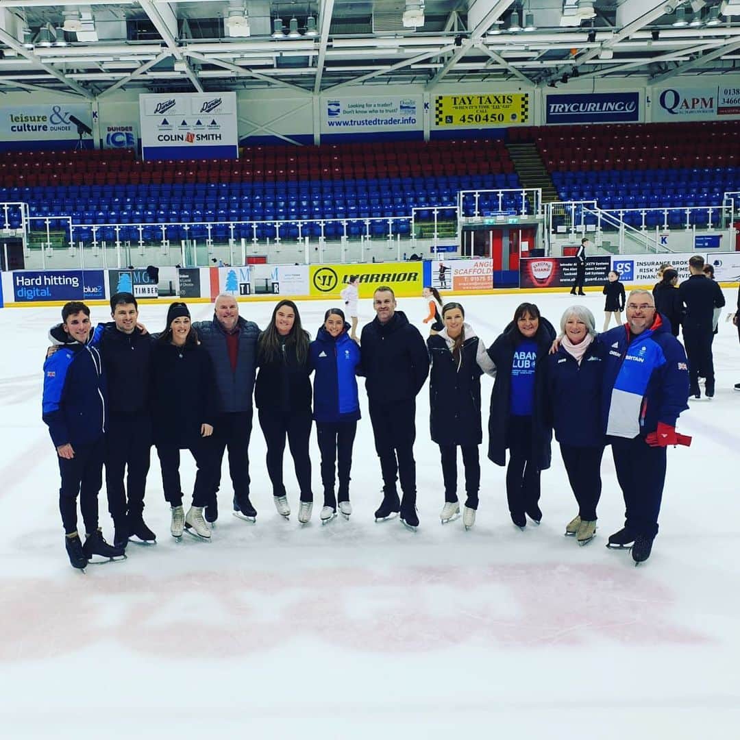ジェナ・マッコーケルのインスタグラム：「Dundee Spring camp 2023! Thanks for all the great memories and to Simon and Debi for giving us these opportunities! See you all next time ❤️」