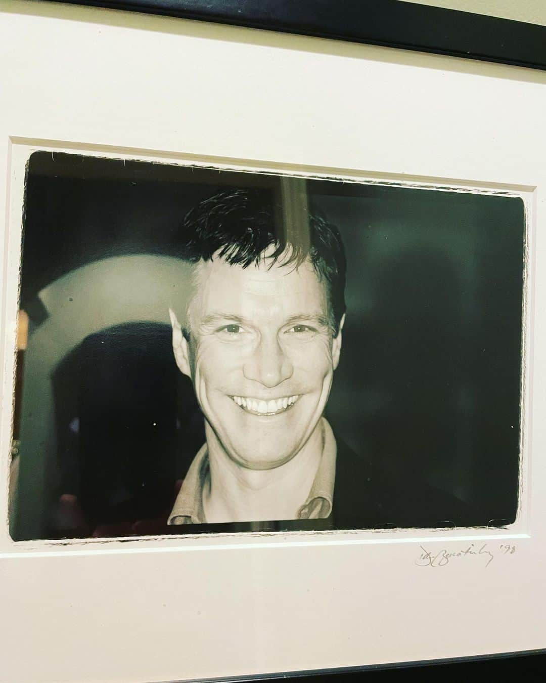 ダン・ブカティンスキーさんのインスタグラム写真 - (ダン・ブカティンスキーInstagram)「A photo I took in Venice Italy in 1998.  Happy Birthday to my true life partner … #DonRoos. 4/14 #loveyou #lovewins #ageisjustanumber」4月15日 16時14分 - danbucatinsky